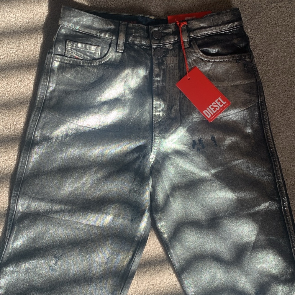 Diesel Alys-J Metallic Effect Straight Leg Jeans size 12y or womans s - Picture 4 of 10